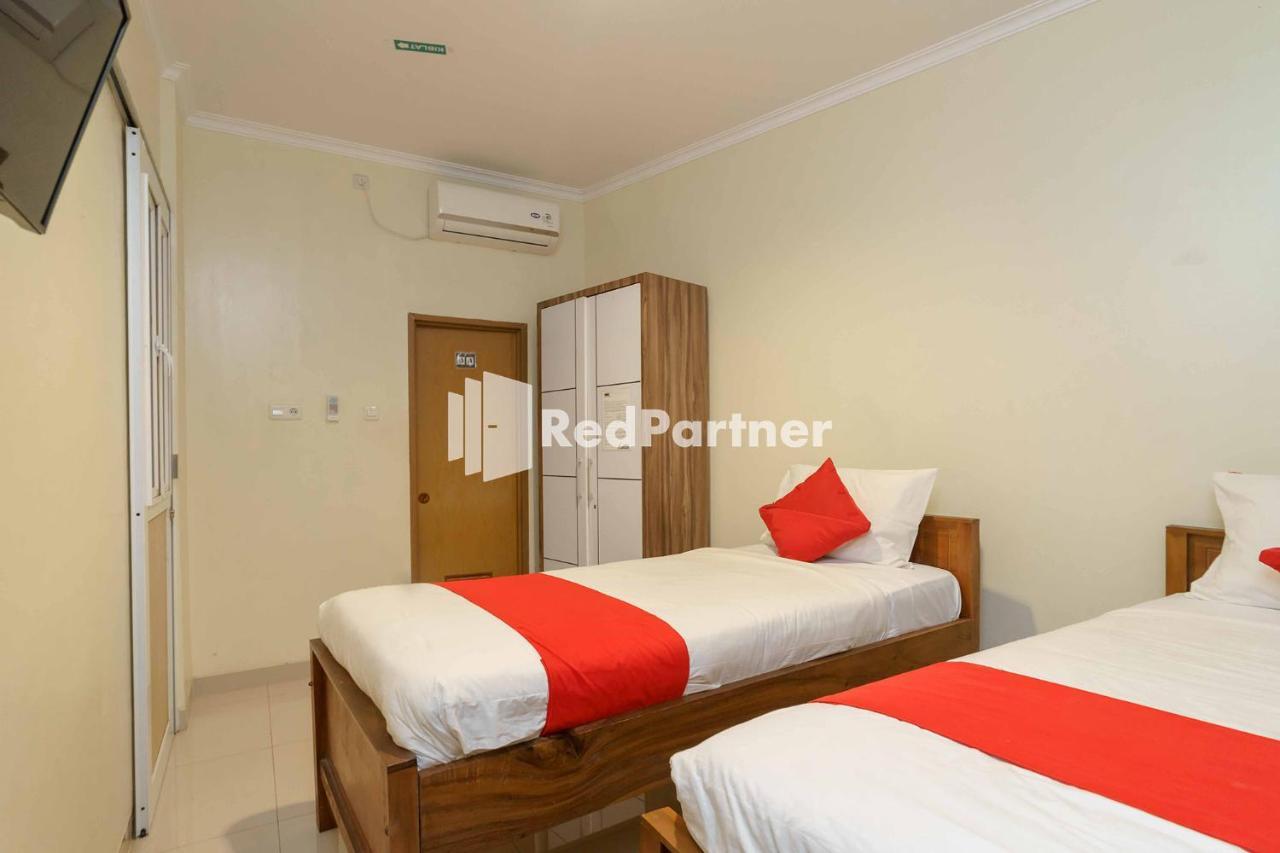 Jo Residence Syariah Redpartner Jakarta Exterior foto