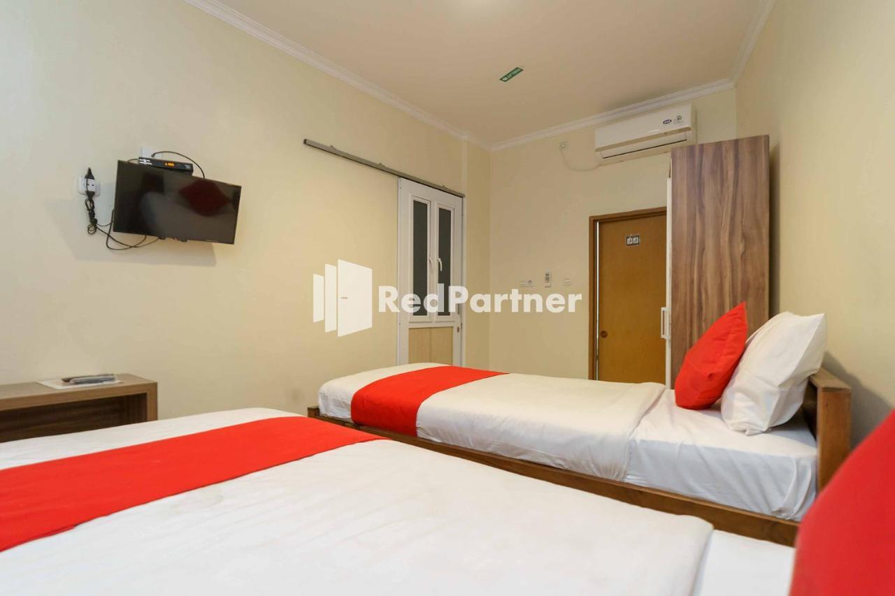 Jo Residence Syariah Redpartner Jakarta Exterior foto